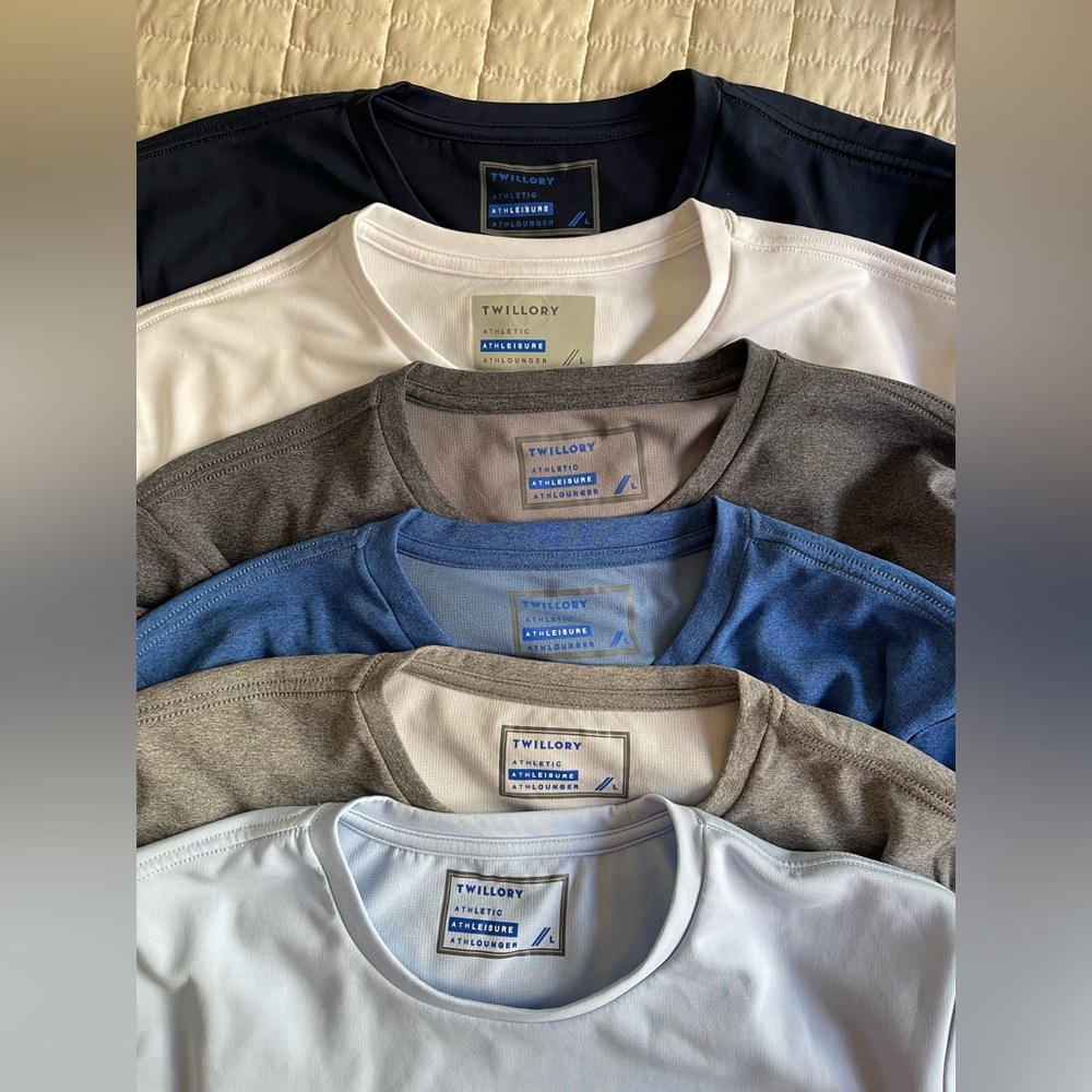Six NEW Men’s Twillory Athlesiure Tees - Size L